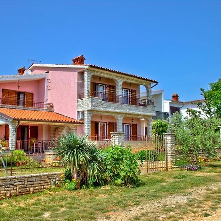 Comfortable Apartments In Peroj Near The Sea المظهر الخارجي الصورة