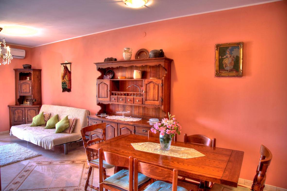 Comfortable Apartments In Peroj Near The Sea المظهر الخارجي الصورة